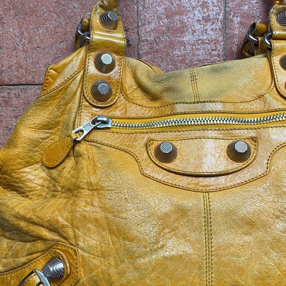 BALENCIAGA I GSH Brief Handbag - Picture 3 of 16